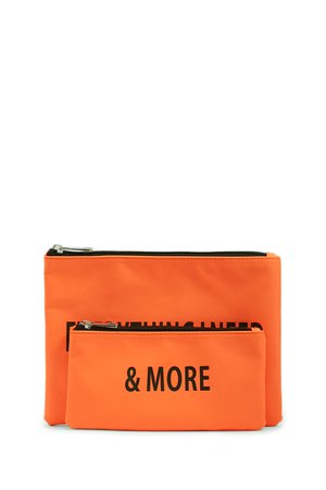 Everything I Need Graphic Pouch Set | Forever 21