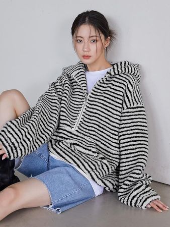 Amazon.com: KUQIKITOKO Sweatshirt for Women- Striped Drop Shoulder Zipper Hoodie (Color : Black and White, Size : X-Small) : Clothing, Shoes & Jewelry