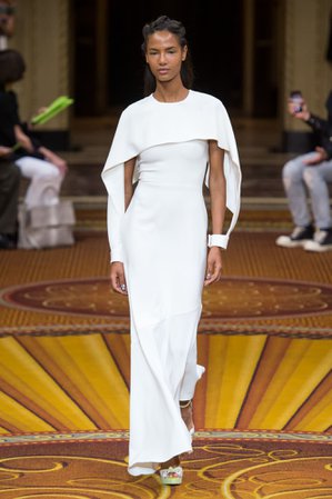 More Fashion Shows Should Be Like Christian Siriano's Spring 2019 Runway - Fashionista