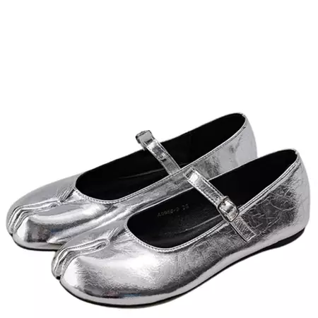 TABI BALLET FLATS IN SILVER - ShoeMighty – Shoemighty