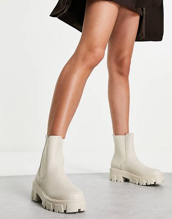 Glamorous chunky chelsea boots in cream | ASOS