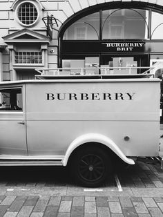 Burberry fashion aesthetic