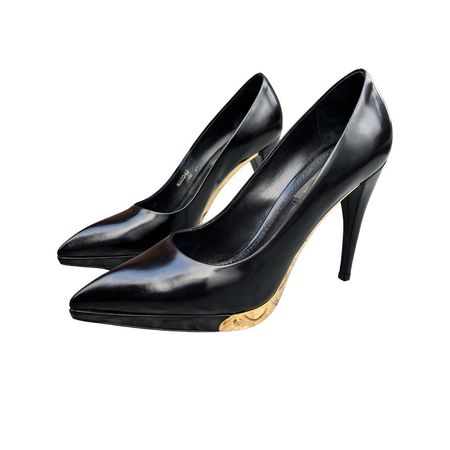 Louis Vuitton Heels Pointed Toe Black Leather Court... - Depop