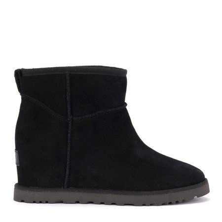 Ugg Classic Femme Mini Ankle Boot In Black In Sheepskin And Suede