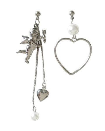 angel chain with heart and pearl earrings