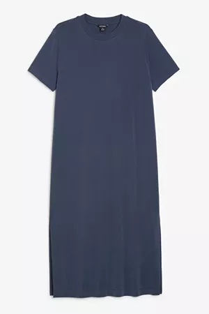Maxi t-shirt dress - Dark blue - Maxi dresses - Monki WW