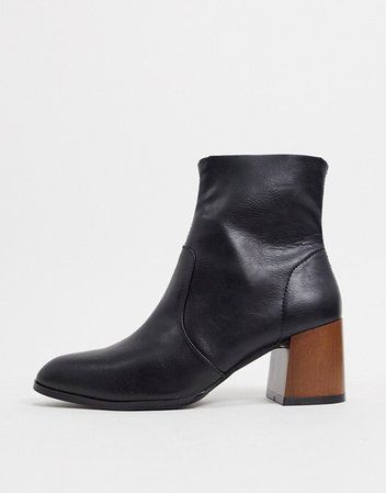 ASOS DESIGN Reporter ankle boots with flared wooden heel in black | ASOS