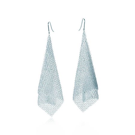 Elsa Peretti™ Mesh scarf earrings in sterling silver. | Tiffany & Co.