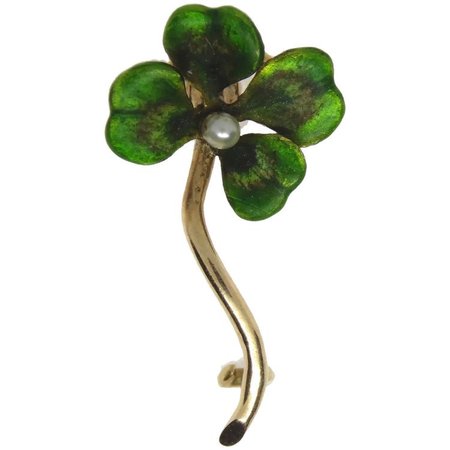 gold & pearl clover pin