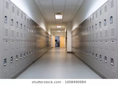 school-hallway-lockers-260nw-1008490984.jpg (390×280)