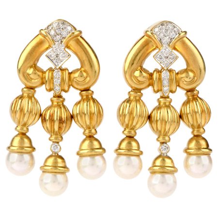 1990s Diamond Pearl 18 Karat Gold Chandelier Drop Earrings For Sale at 1stDibs