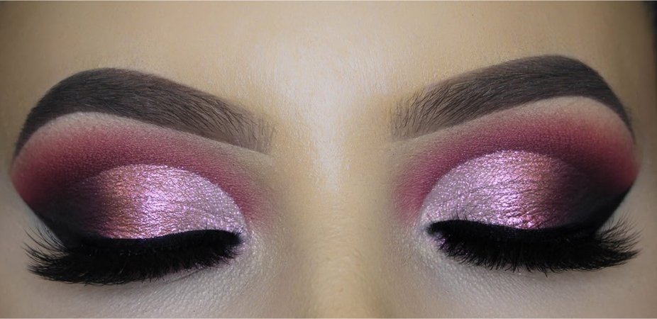 makeup pink gold eyeshdow
