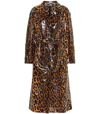Leopard-printed coat
