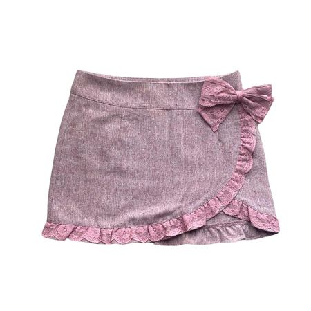 Low-waisted pink sparkly tweed mini skirt with bow... - Depop