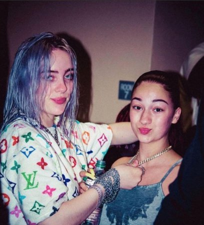 20 Photos Of Billie Eilish And Her Surprising Hollywood Friends