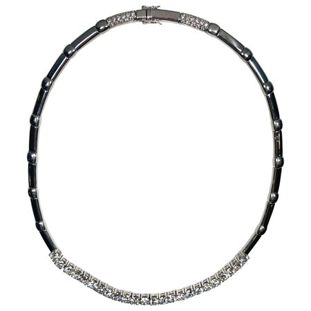 Riviere Brilliant Cut Diamonds Choker Necklace in 18 Karat White Gold For Sale at 1stDibs