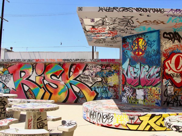 From Buses to River Walls: Graffiti in 1980's to Early-90's Los Angele | sprayplanet