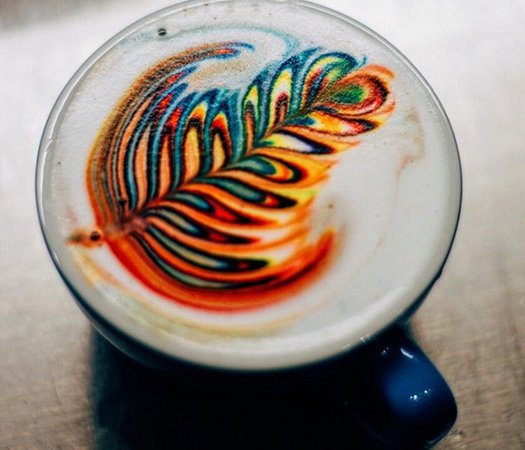 Waiter, There's a Cockroach in my Coffee! Unbelievable Latte Art - Platino