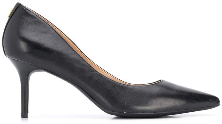 signature leather look pumps
