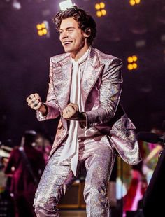 HSA. on Twitter | Harry styles wallpaper, Harry styles photos, Harry styles pictures