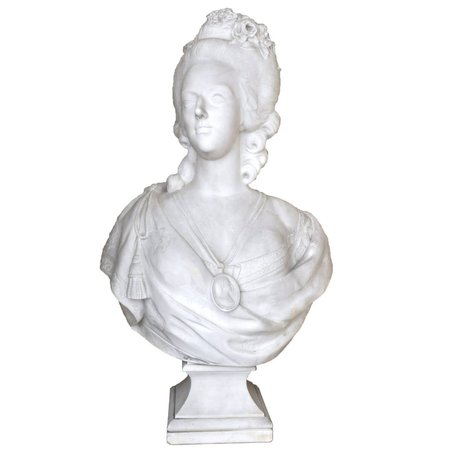 Important 18th Century French Marble Bust of Marie Antoinette after F. Lecomte For Sale at 1stdibs