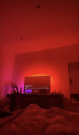red light room
