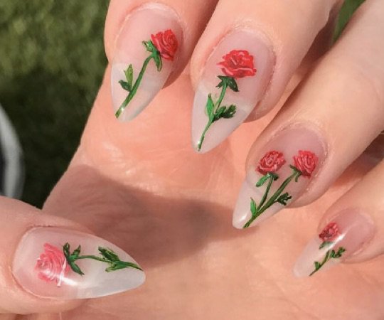 red rose nails