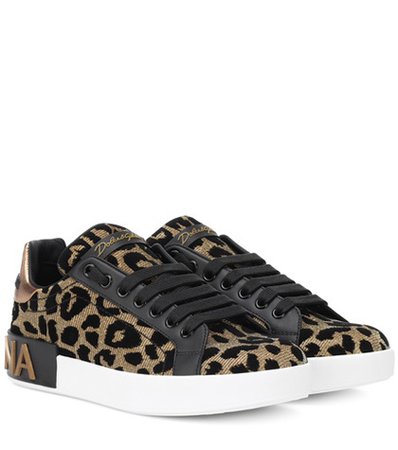 Leopard-print sneakers