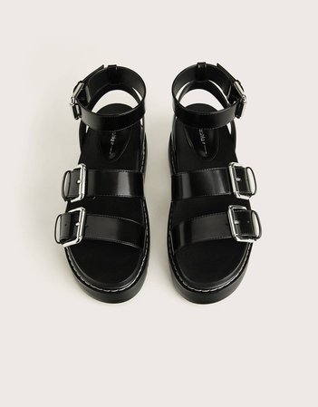 Strappy platform sandals with buckle - New - Bershka United States black