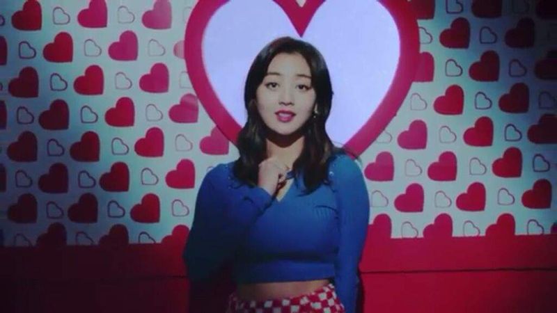 Beautiful Jihyo in Heart Shaker | Twice (트와이스)ㅤ Amino