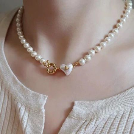 Vivienne Westwood Gold Mini Heart shape Pearl Choker Necklace | eBay