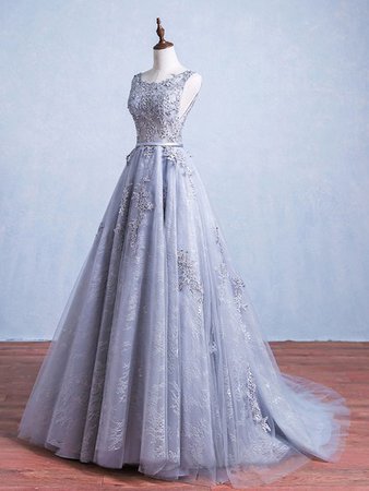 Beautiful Ball Gown Scoop Neck Lace Tulle with Appliques Lace Sweep Train Backless Prom Dresses in UK