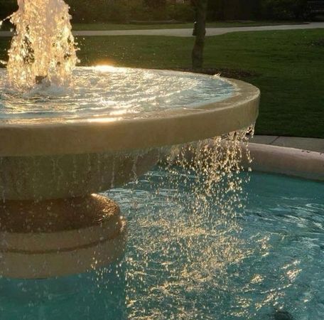 water fountain aesthetic