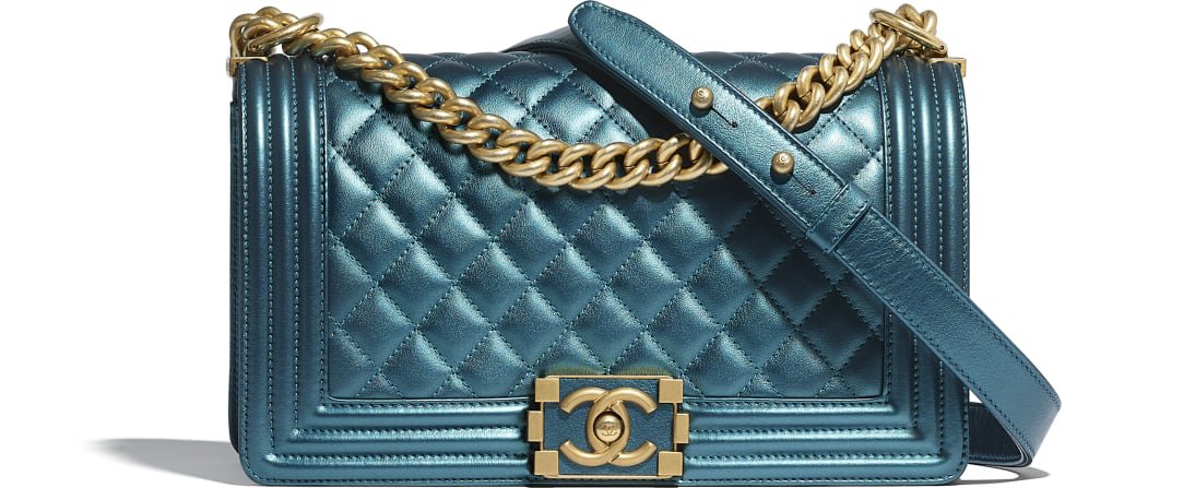 BOY CHANEL Handbag, metallic calfskin & gold metal, navy blue - CHANEL