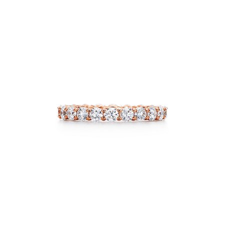 Tiffany Embrace® band ring in 18k rose gold with diamonds, 3 mm wide. | Tiffany & Co.