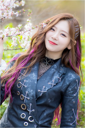 5 times that DreamCatcher's JIU looked as if she could be part of a fairytale story | allkpop