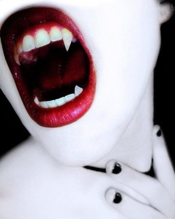 Fake Vampire Teeth