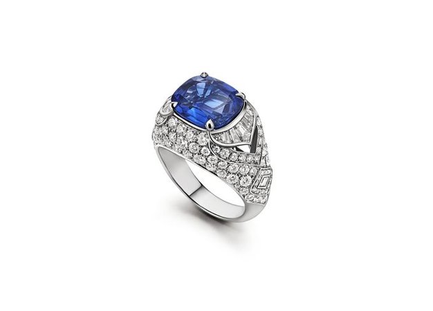 Bvlgari, Sapphire ring