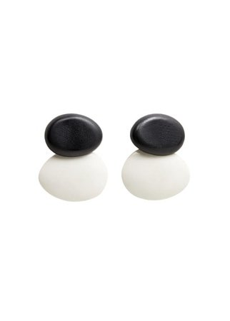 MANGO Bicolor resin earrings