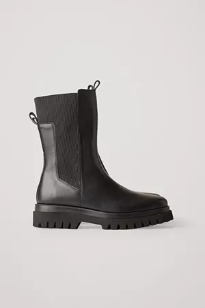 CHUNKY LEATHER CHELSEA BOOTS - black - Boots - COS GR
