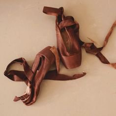 brown pointe shoes