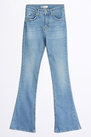 Natasha bootcut jeans 399.00 SEK, Flare & Wide jeans - Kläder och mode online - Gina Tricot