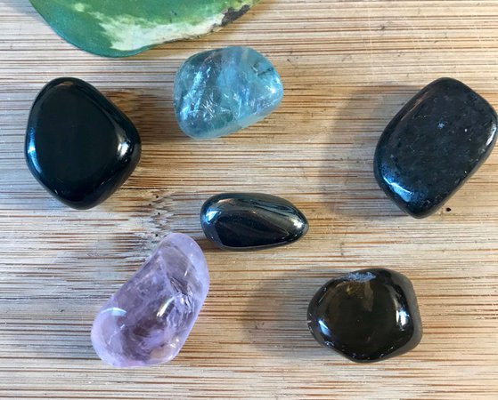 Empath Protection and grounding pocket crystal stone set | Etsy
