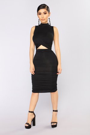 Kacy Ruched Dress - Black