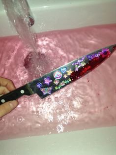 When you're a smol baby but you're yandere #ddlg | Pink Knives | Pinterest | Hello kitty, Kitty and Hello kitty accessories