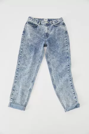BDG High-Waisted Mom Jean – Acid Wash | Urban Outfitters