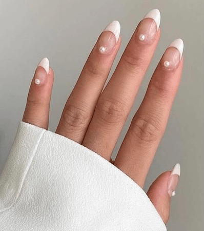 French Tip With Pearls