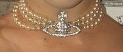 viv necklace