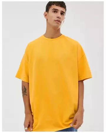 Oversized T-shirt in Yellow