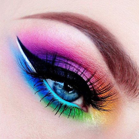 Rainbow makeup 🤌